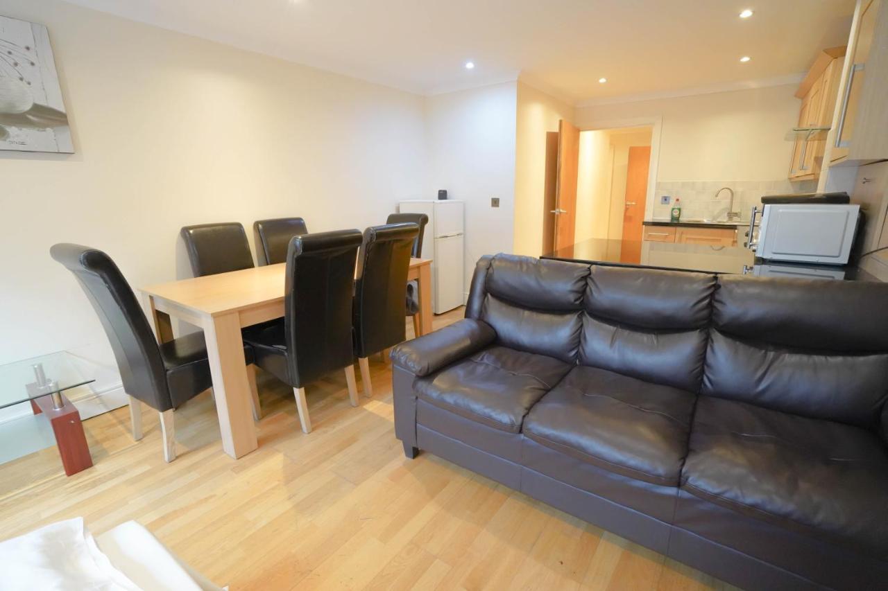 Lovely 2-bed In * Londres